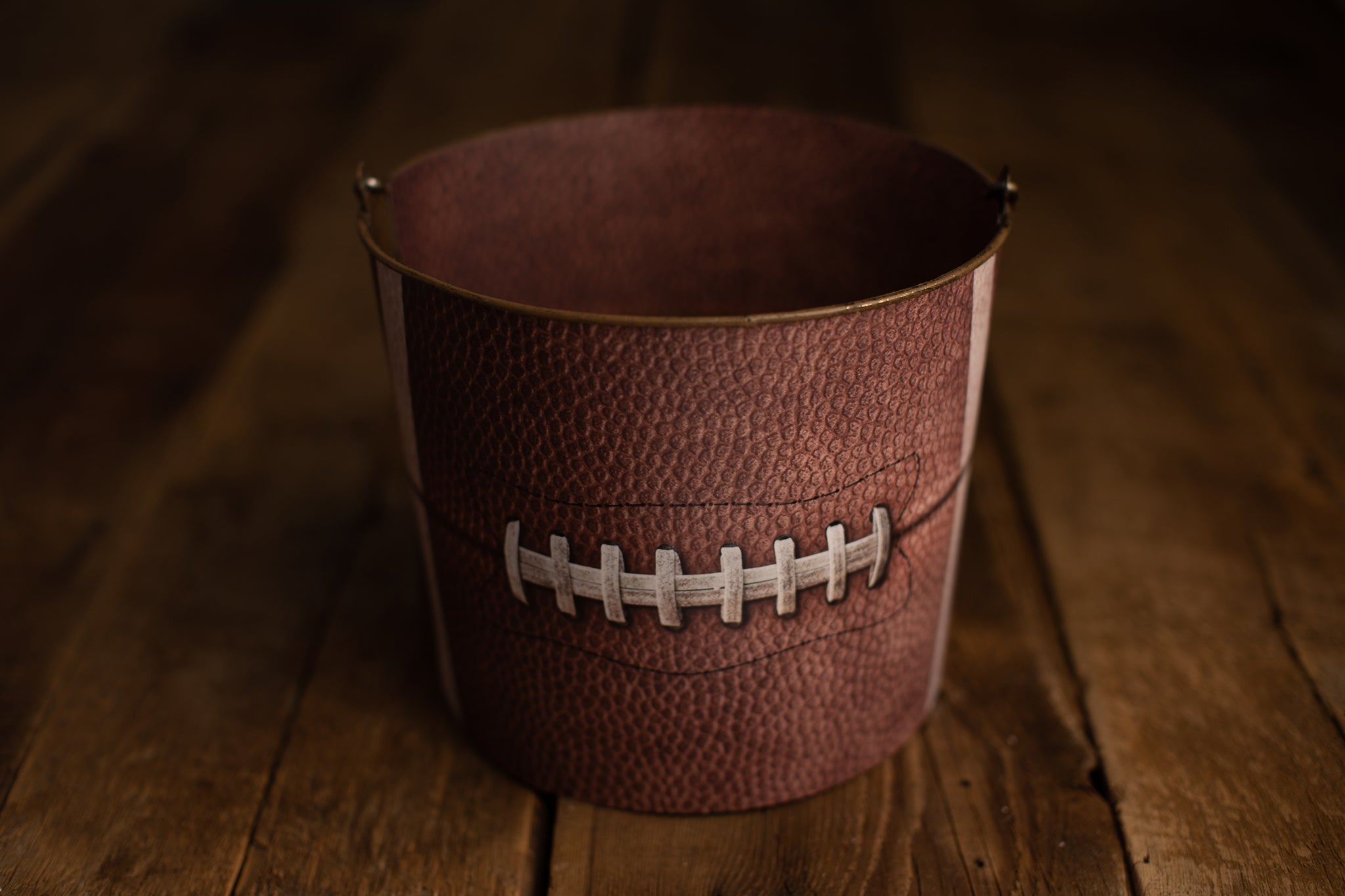 Crate Hugger | 204 Football