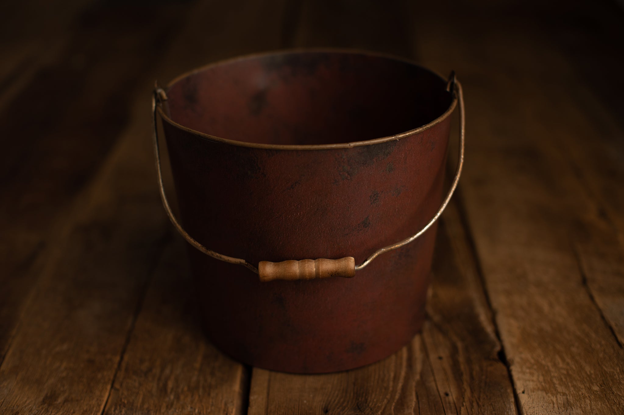 Bucket Hugger | 237 Redwood